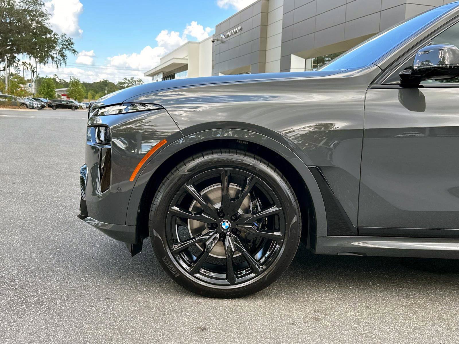 New 2026 BMW X7 xDrive40i w/ M Sport Package image 10