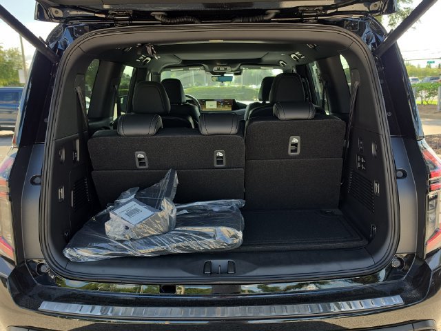 New 2026 Nissan Armada PRO-4X AWD/4WD image 10