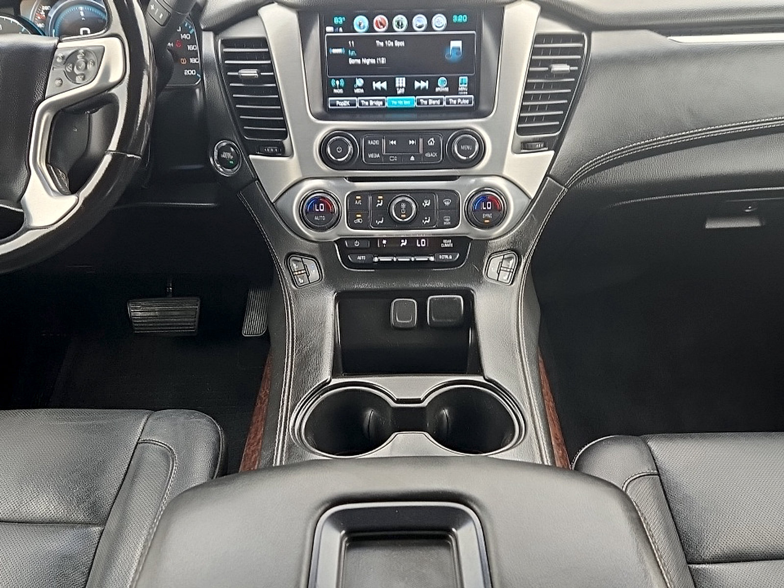 Used 2019 GMC Yukon SLT w/ Graphite Performance Edition AWD/4WD image 20