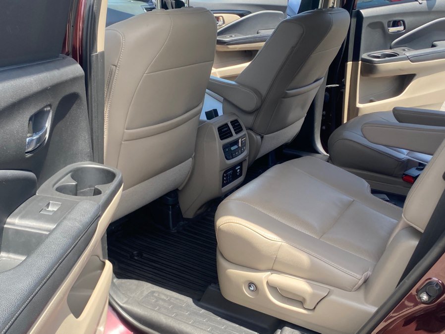 Used 2017 Honda Pilot Elite image 29