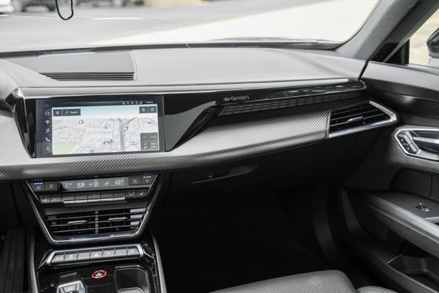 Used 2022 Audi e-tron GT Premium Plus w/ Performance Package AWD/4WD image 25