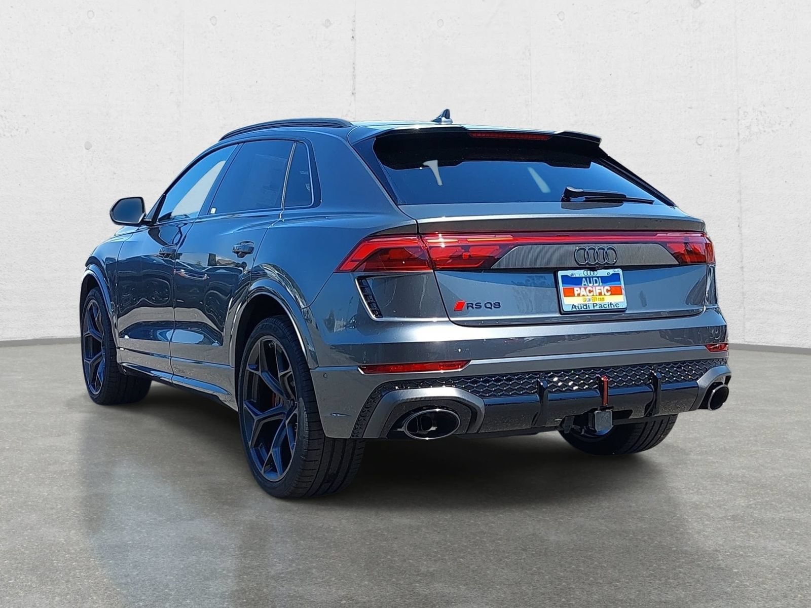 New 2027 Audi RS Q8 performance AWD/4WD image 7