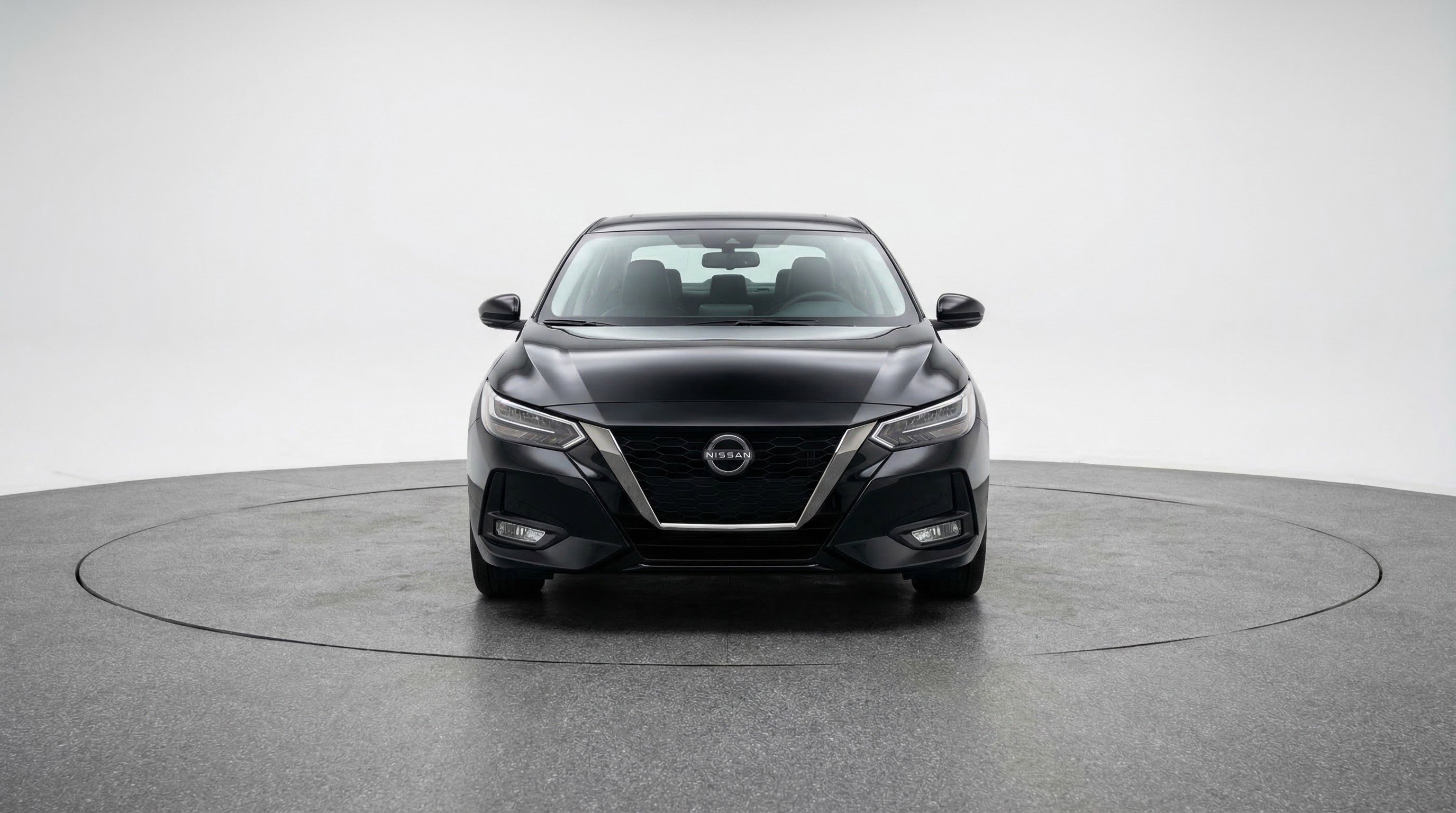 Used 2025 Nissan Sentra SV image 2