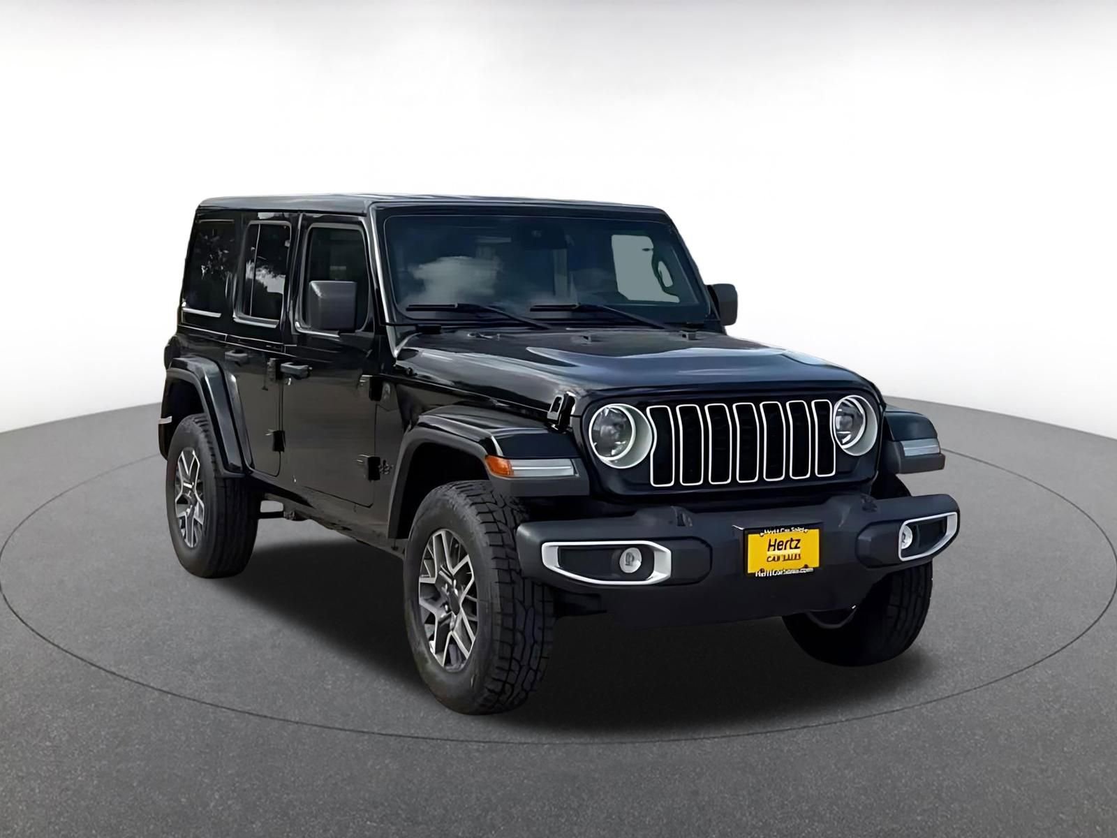 Used 2025 Jeep Wrangler Unlimited Sahara AWD/4WD image 3