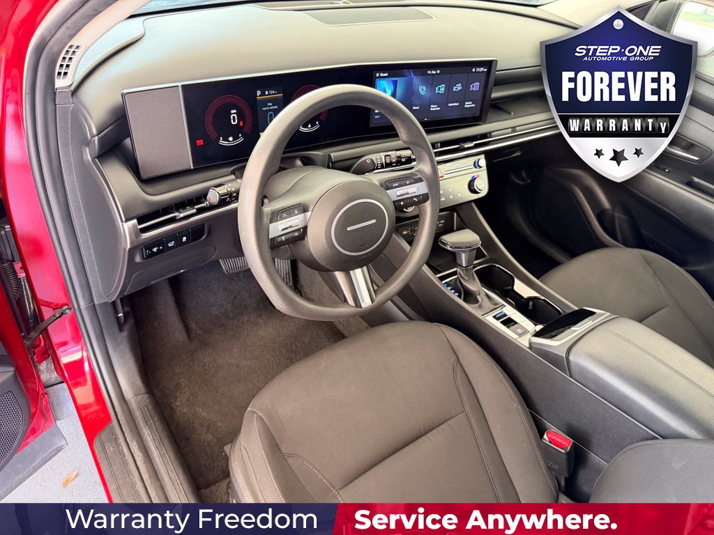 Used 2025 Hyundai Tucson SEL FWD image 12