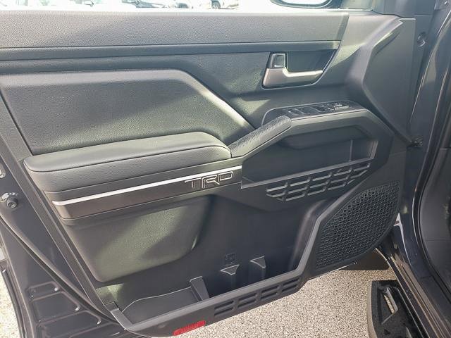 New 2025 Toyota Tacoma TRD Off-Road image 9