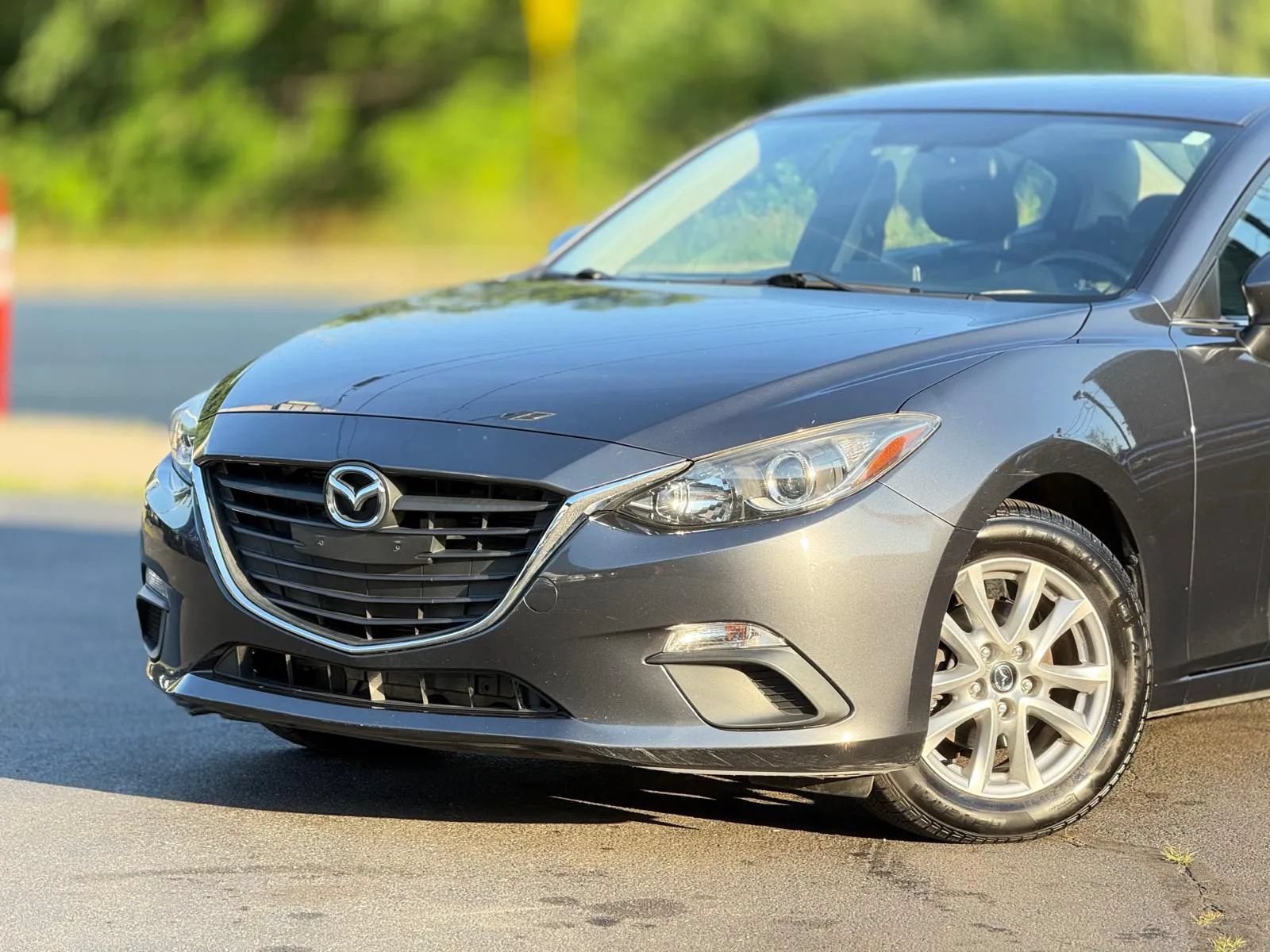 Used 2014 MAZDA MAZDA3 i Grand Touring FWD image 8