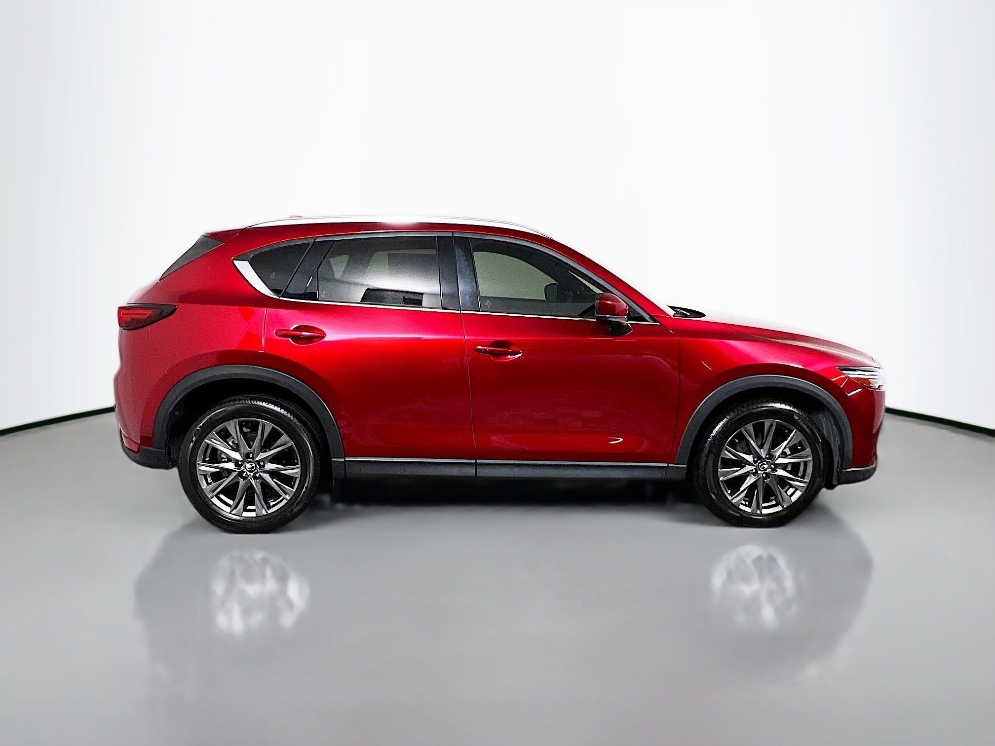Used 2021 MAZDA CX-5 Signature image 3