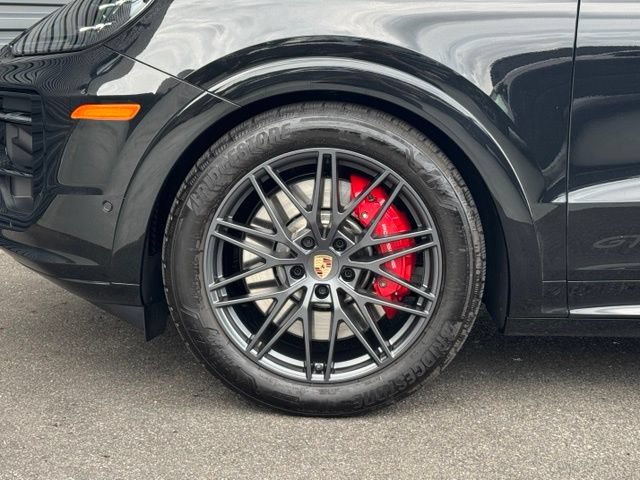 Used 2026 Porsche Cayenne GTS AWD/4WD image 11
