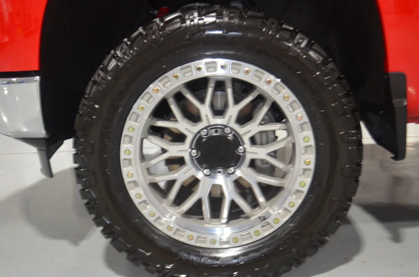 Used 2025 Chevrolet Silverado 1500 LT image 10