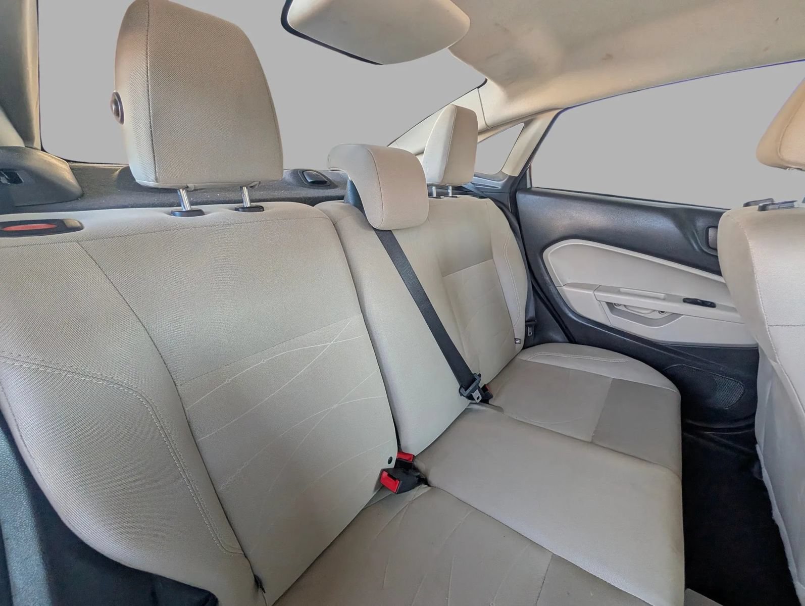 Used 2019 Ford Fiesta SE FWD image 27