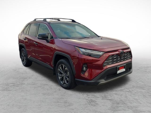 Certified 2025 Toyota RAV4 Limited w/ Advanced Technology Package AWD/4WD video 3