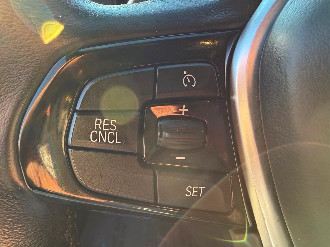 Used 2018 BMW 540i RWD image 17