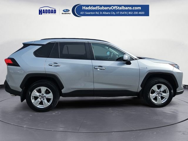 Used 2020 Toyota RAV4 XLE w/ Convenience Package AWD/4WD image 6