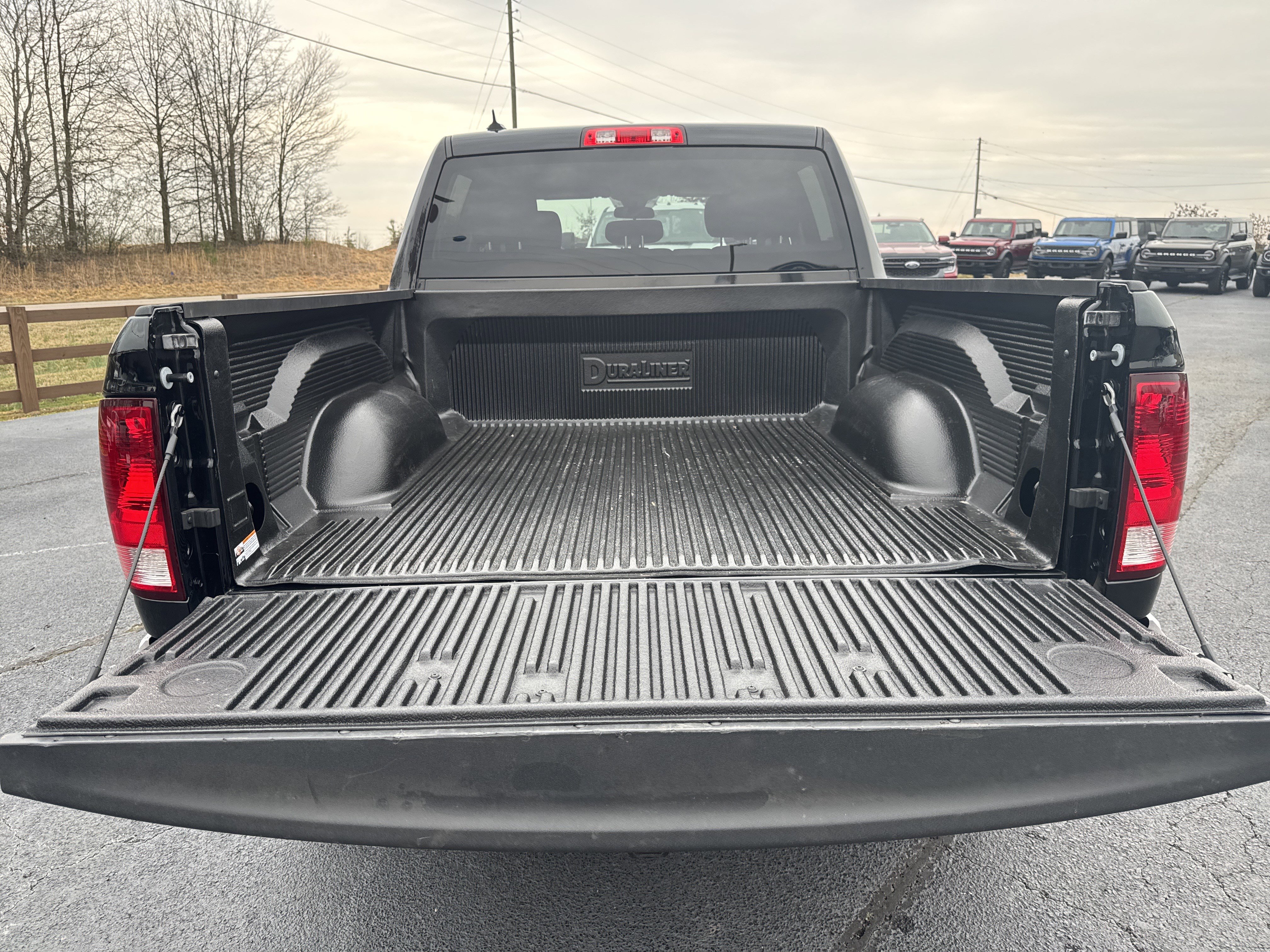 Used 2024 RAM 1500 Tradesman w/ Tradesman SXT Package image 18