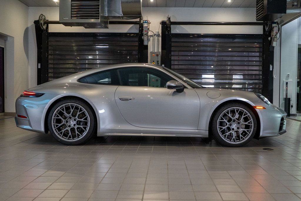 New 2026 Porsche 911 Carrera RWD image 9
