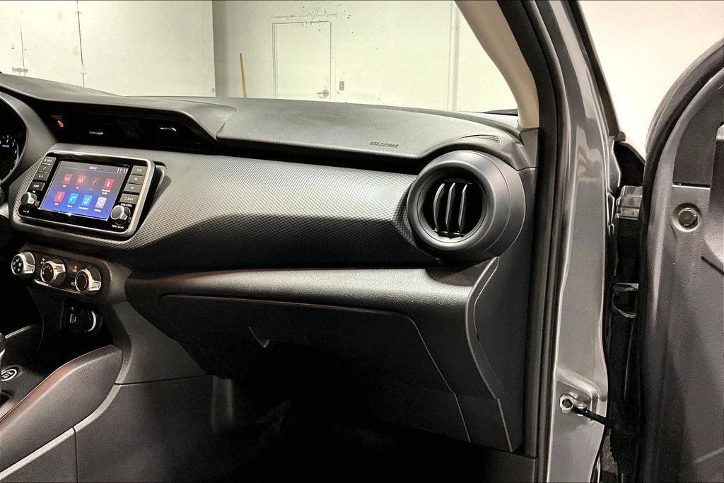 Used 2024 Nissan Kicks S FWD image 19