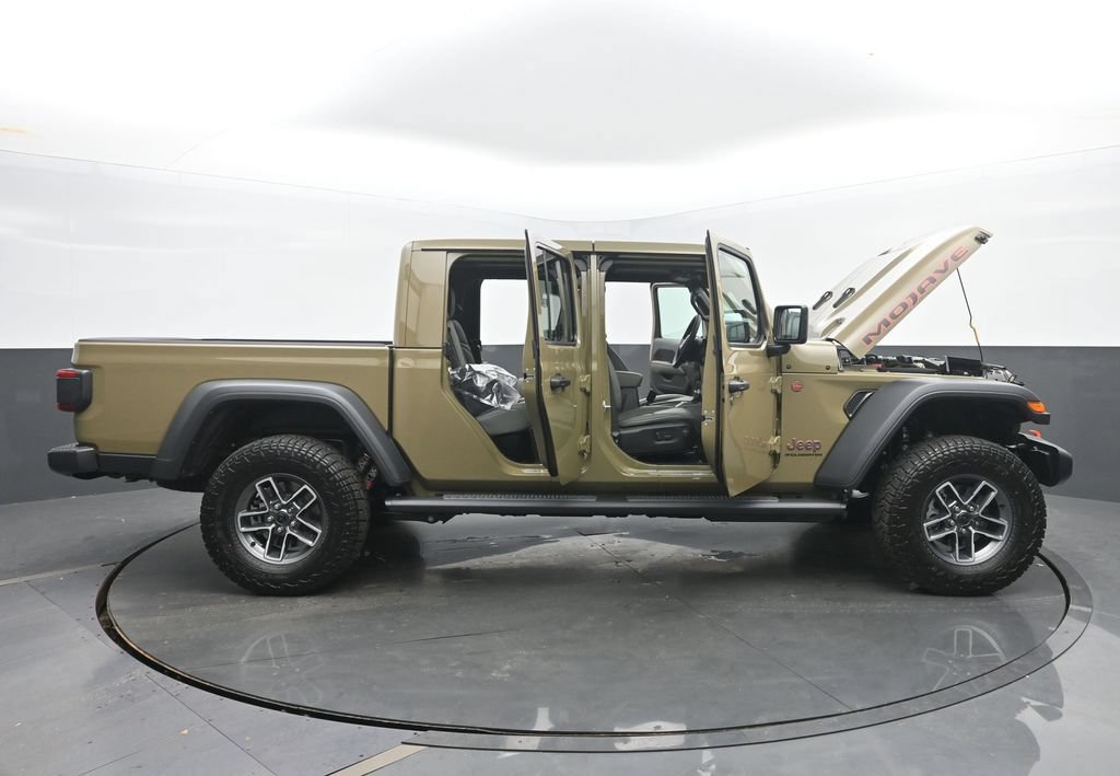 New 2026 Jeep Gladiator Mojave w/ Safety Group AWD/4WD image 55