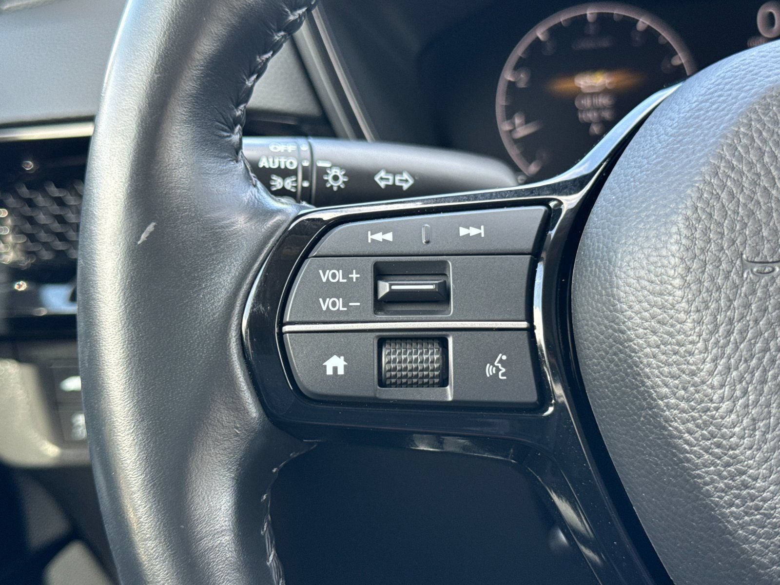 Used 2023 Honda CR-V EX-L image 33