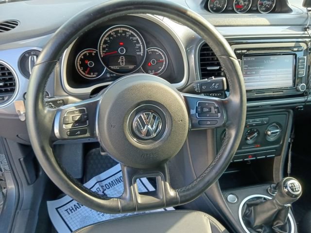 Used 2013 Volkswagen Beetle TDI FWD image 21