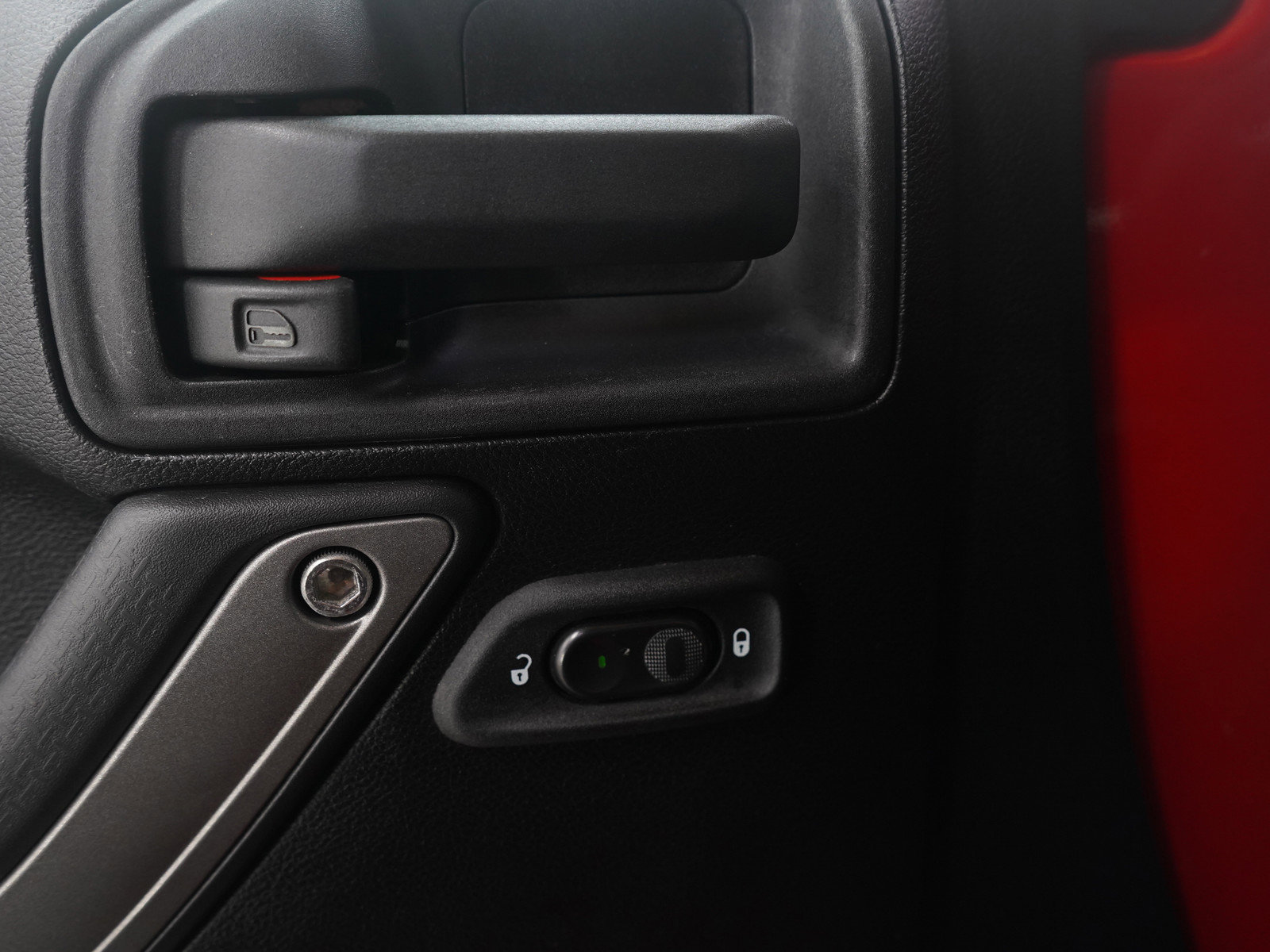 Used 2012 Jeep Wrangler Unlimited Sport image 21