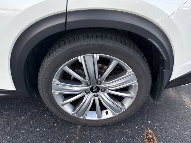 Used 2020 INFINITI QX50 Sensory w/ Proactive Package AWD/4WD image 8