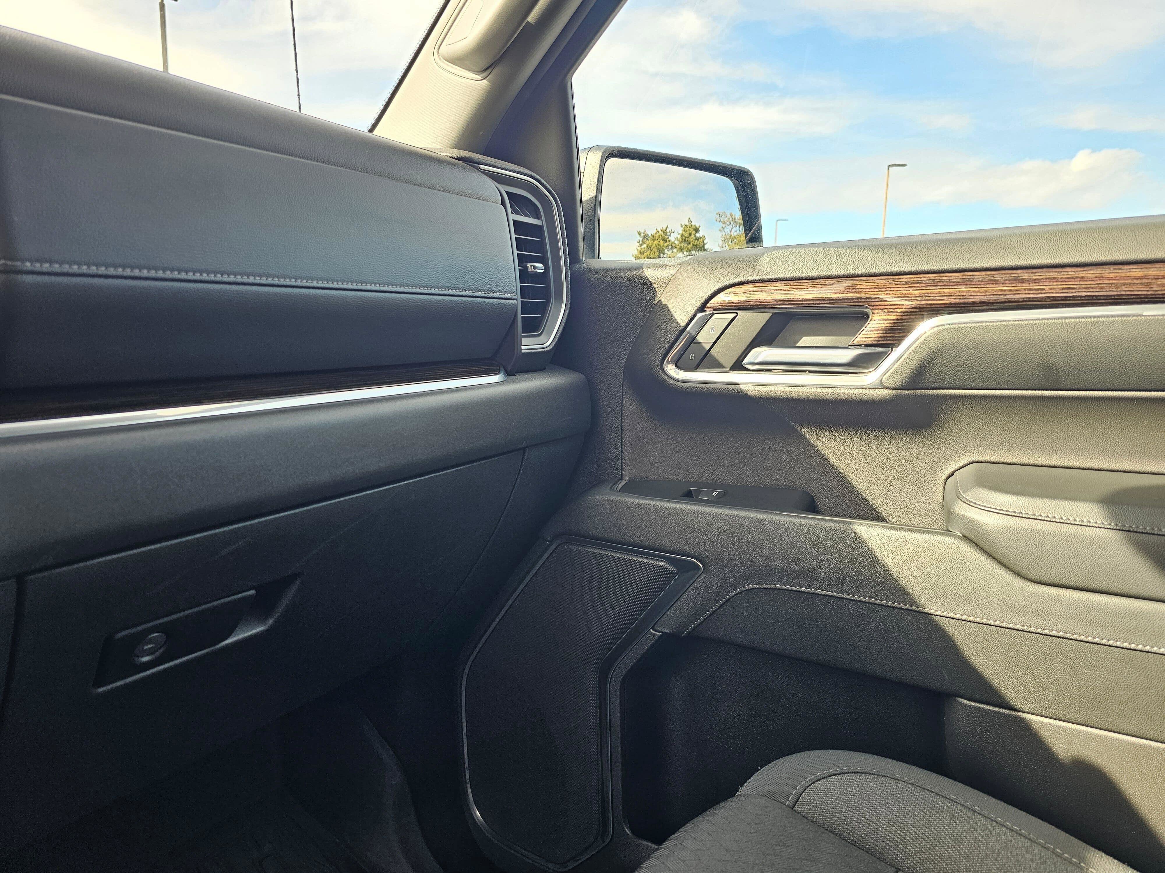 Used 2024 GMC Sierra 1500 Elevation w/ LPO, Elevation Black Package image 26