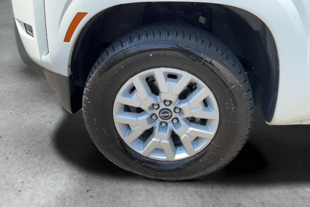 Used 2022 Nissan Frontier SV RWD image 24