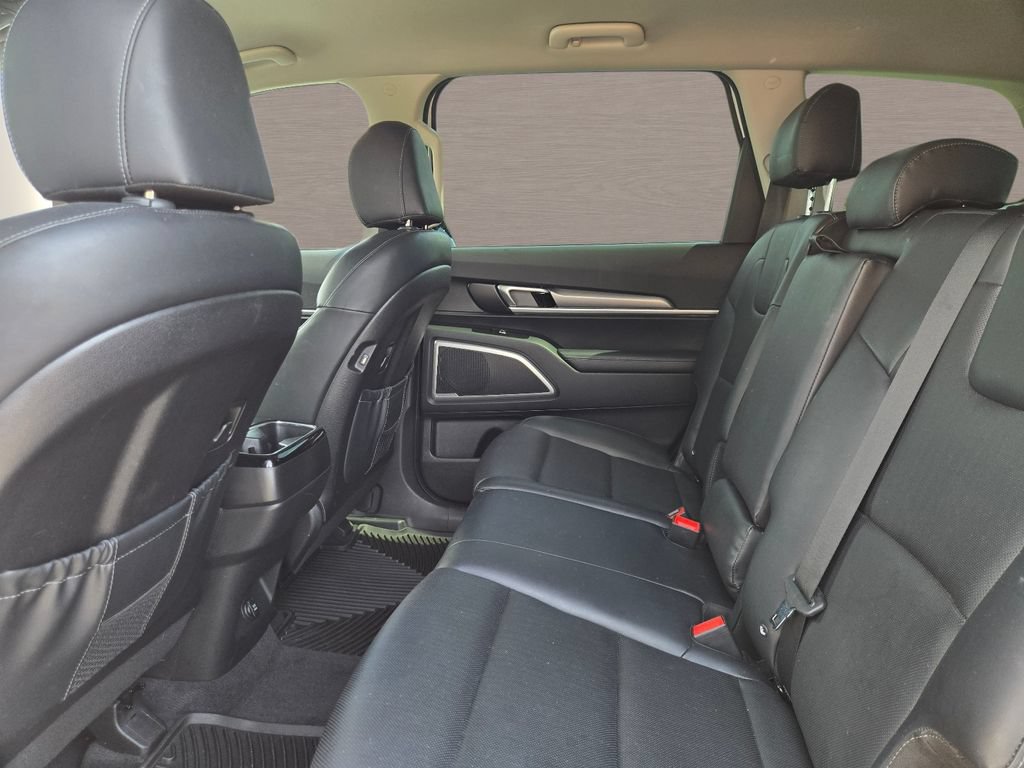 Used 2022 Kia Telluride LX FWD image 14