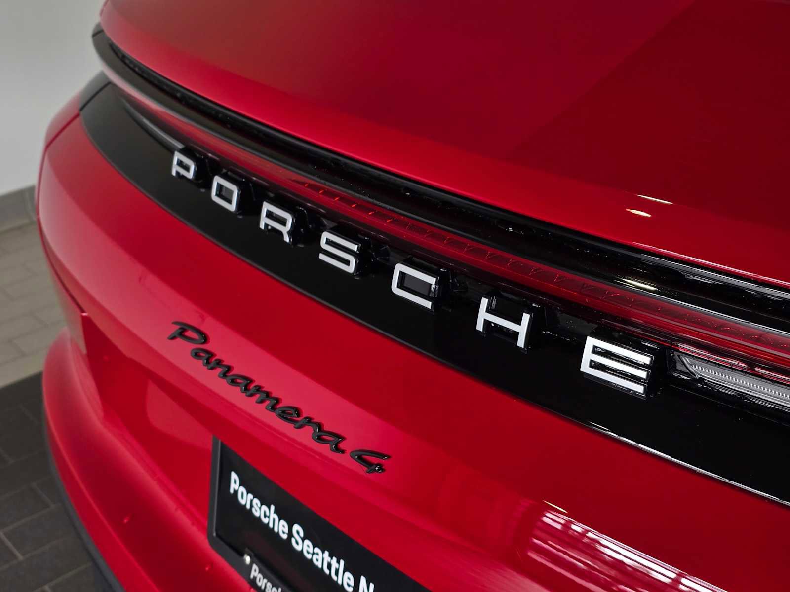 New 2025 Porsche Panamera 4 image 17