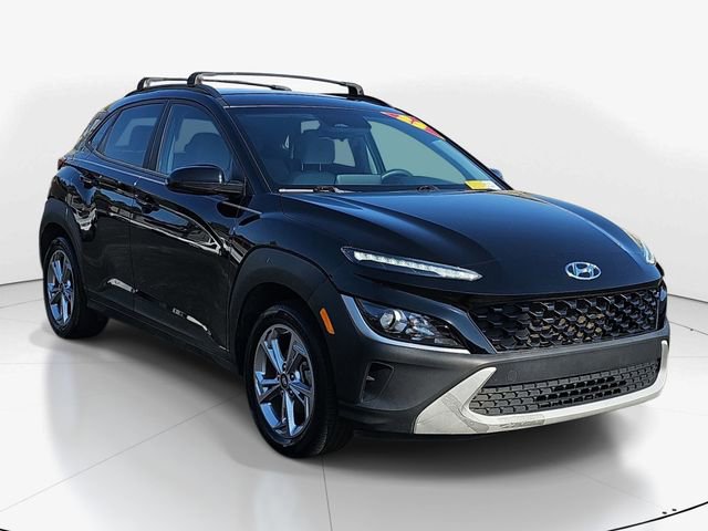 Used 2023 Hyundai Kona SEL image 1