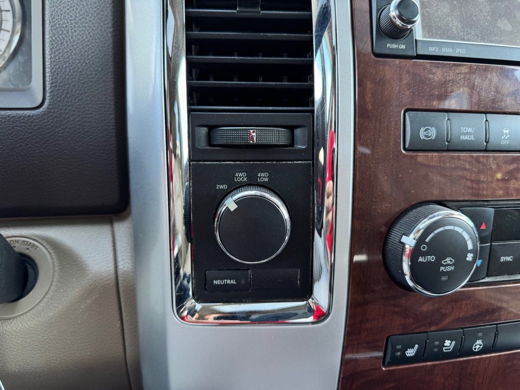 Used 2012 RAM 2500 Laramie w/ Cold Weather Group image 10