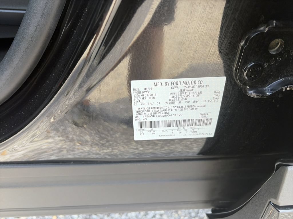 Used 2025 Ford Explorer ST RWD image 35