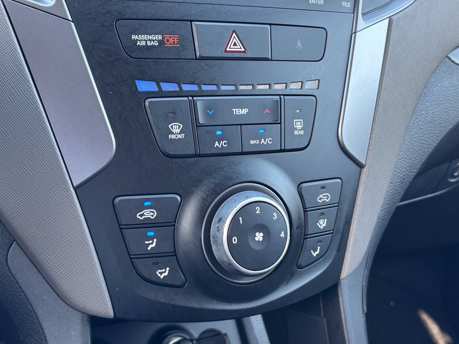Used 2014 Hyundai Santa Fe Sport FWD image 21