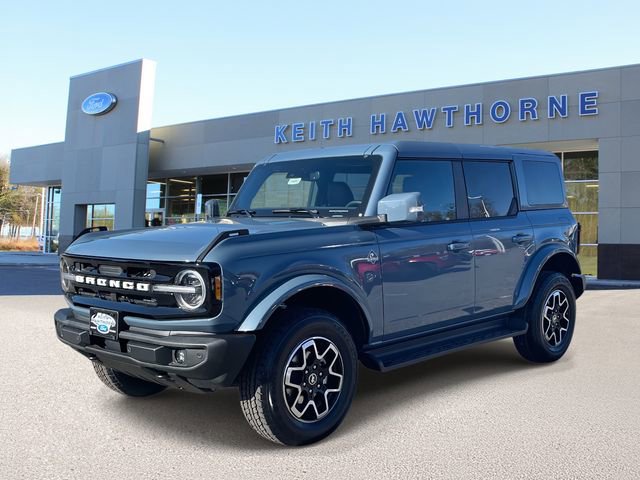 New 2025 Ford Bronco Outer Banks image 3