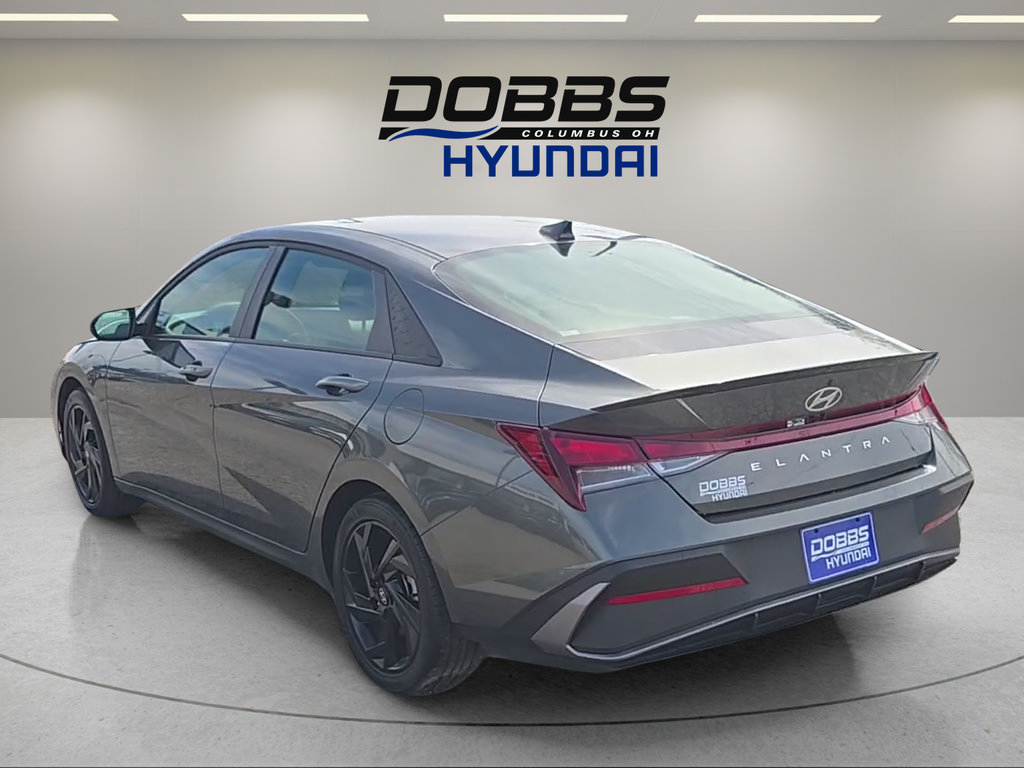 Certified 2026 Hyundai Elantra Sport FWD image 3