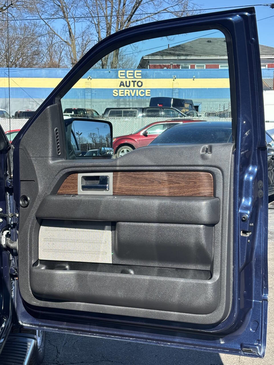 Used 2013 Ford F150 Lariat w/ Mid Equipment Group image 20