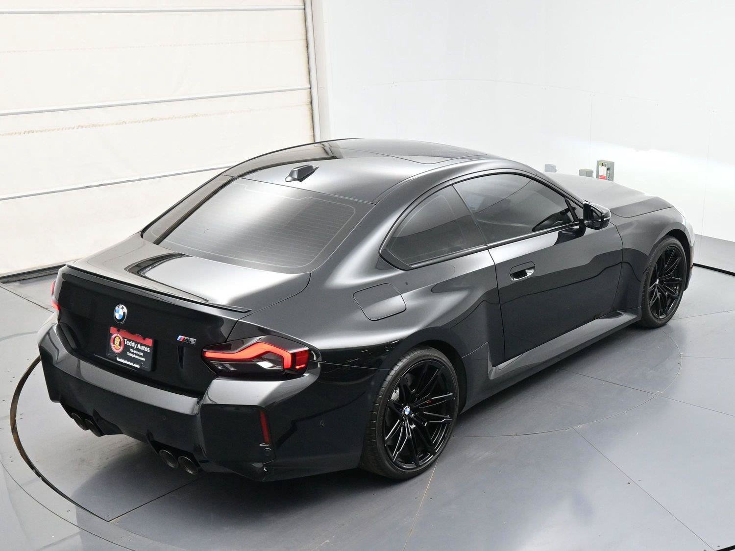 Used 2025 BMW M2 w/ Lighting Package RWD image 37