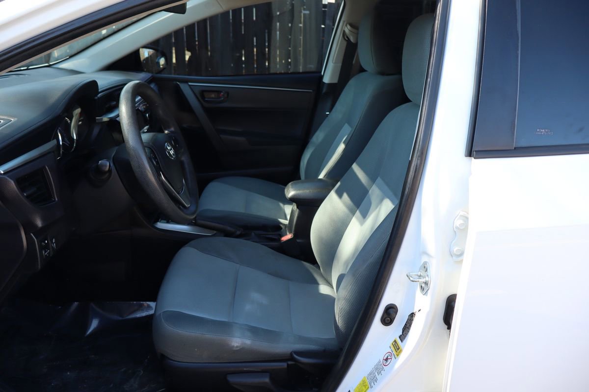 Used 2014 Toyota Corolla L image 19