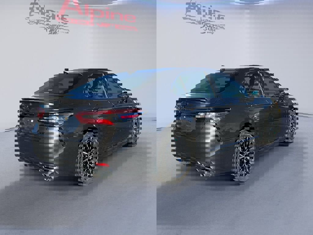 Used 2020 Toyota Camry SE image 5