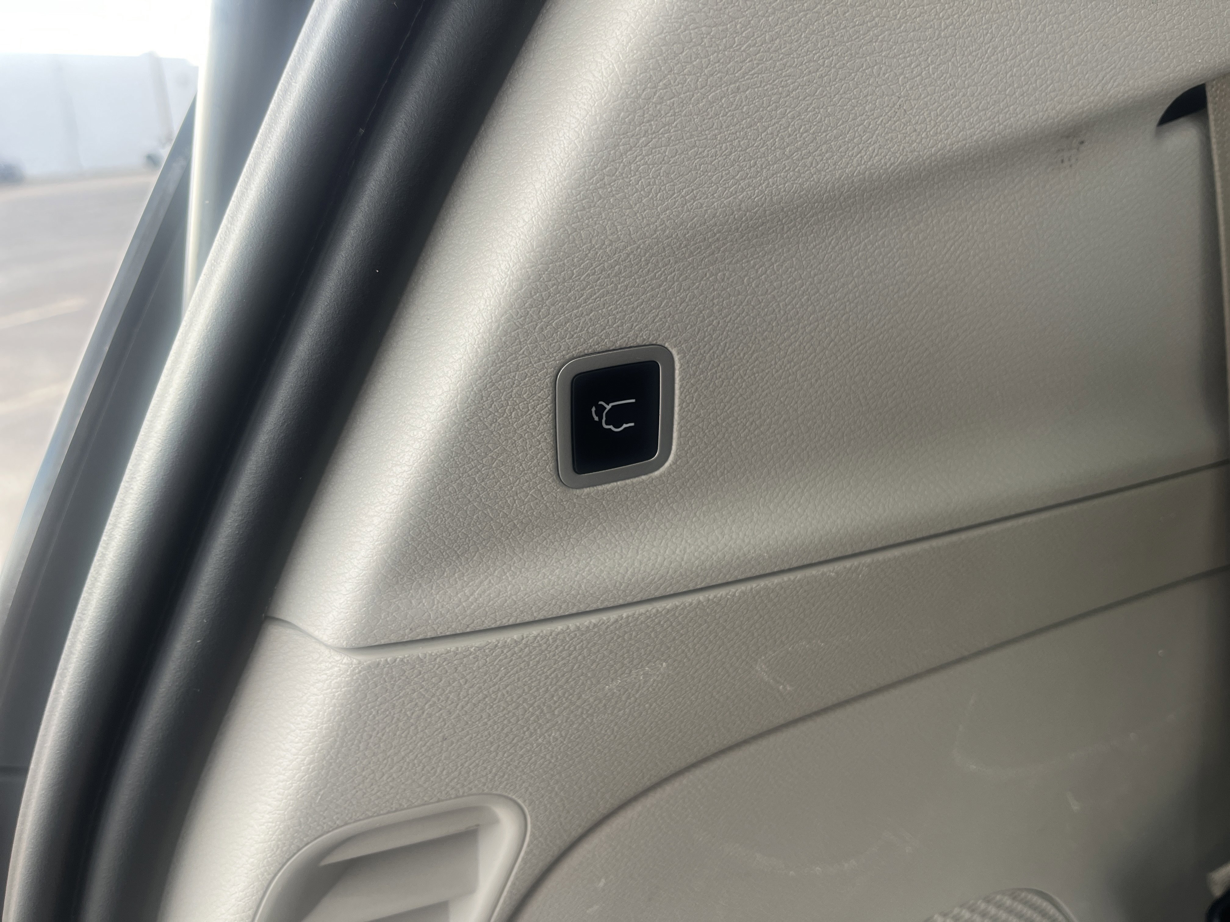 Used 2022 Chrysler Pacifica Limited FWD image 24