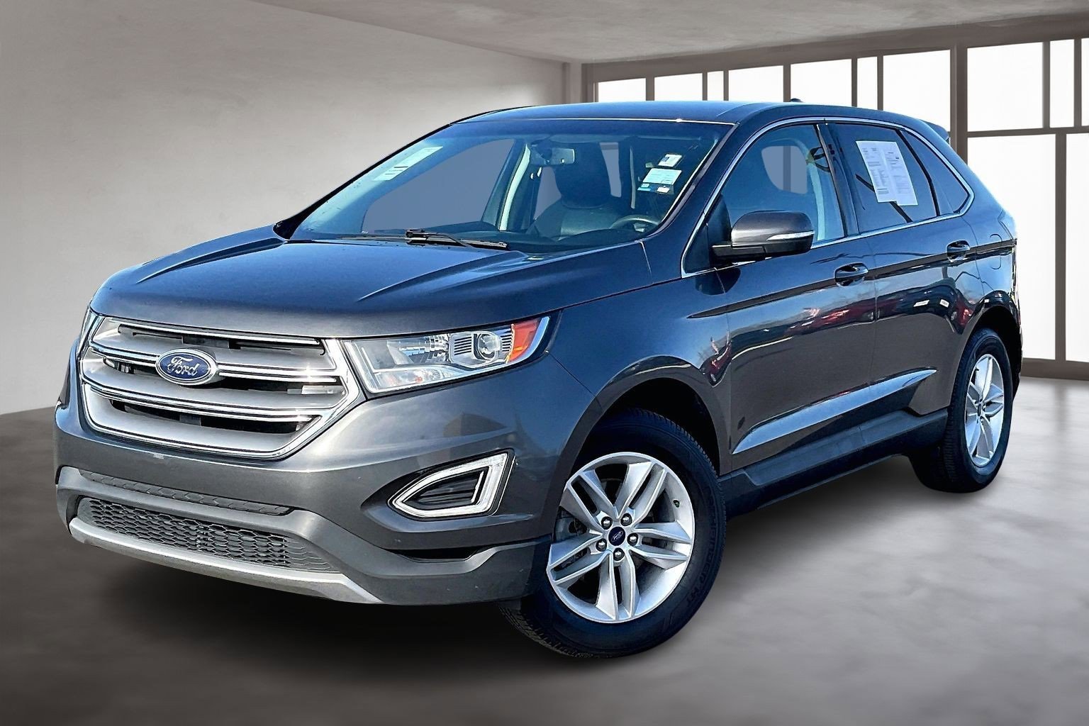 Used 2018 Ford Edge SEL w/ Equipment Group 201A image 3