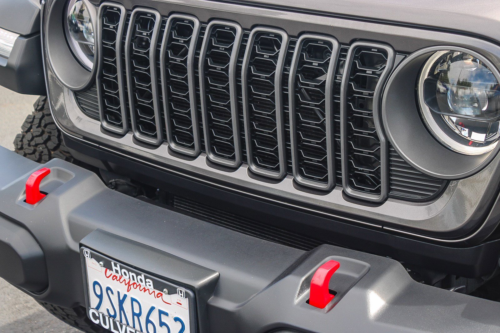 Used 2025 Jeep Wrangler Unlimited Rubicon image 6