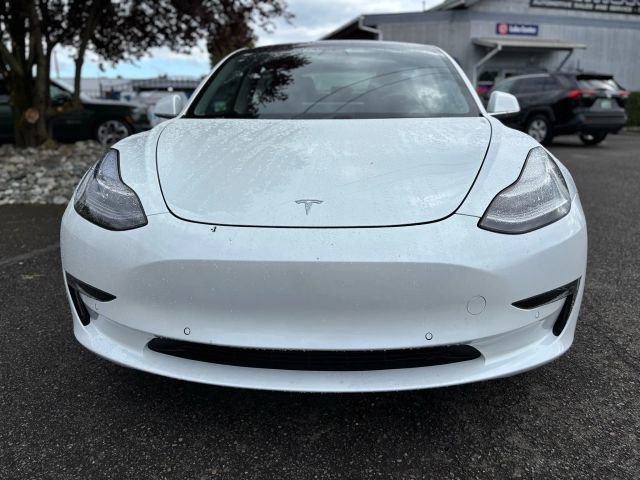 Used 2018 Tesla Model 3 Mid Range image 2