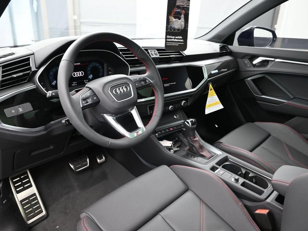 New 2025 Audi Q3 2.0T Premium Plus AWD/4WD image 8