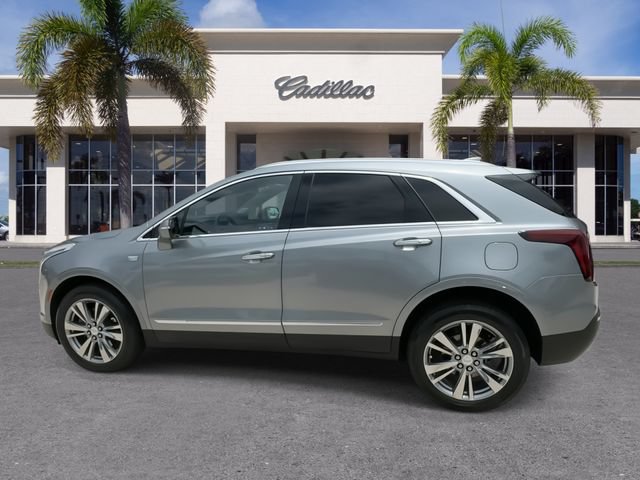 Certified 2023 Cadillac XT5 Premium Luxury w/ LPO, Floor Liner Package FWD image 9