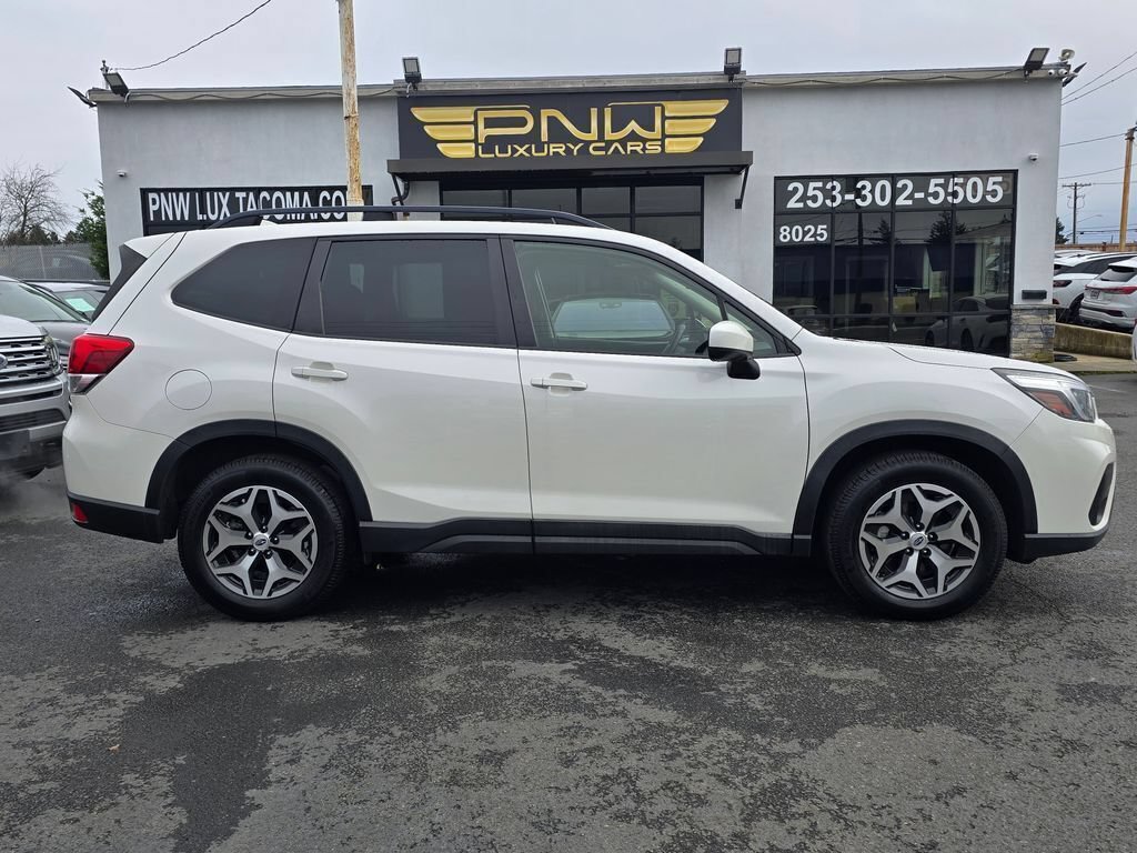 Used 2021 Subaru Forester Premium AWD/4WD image 5