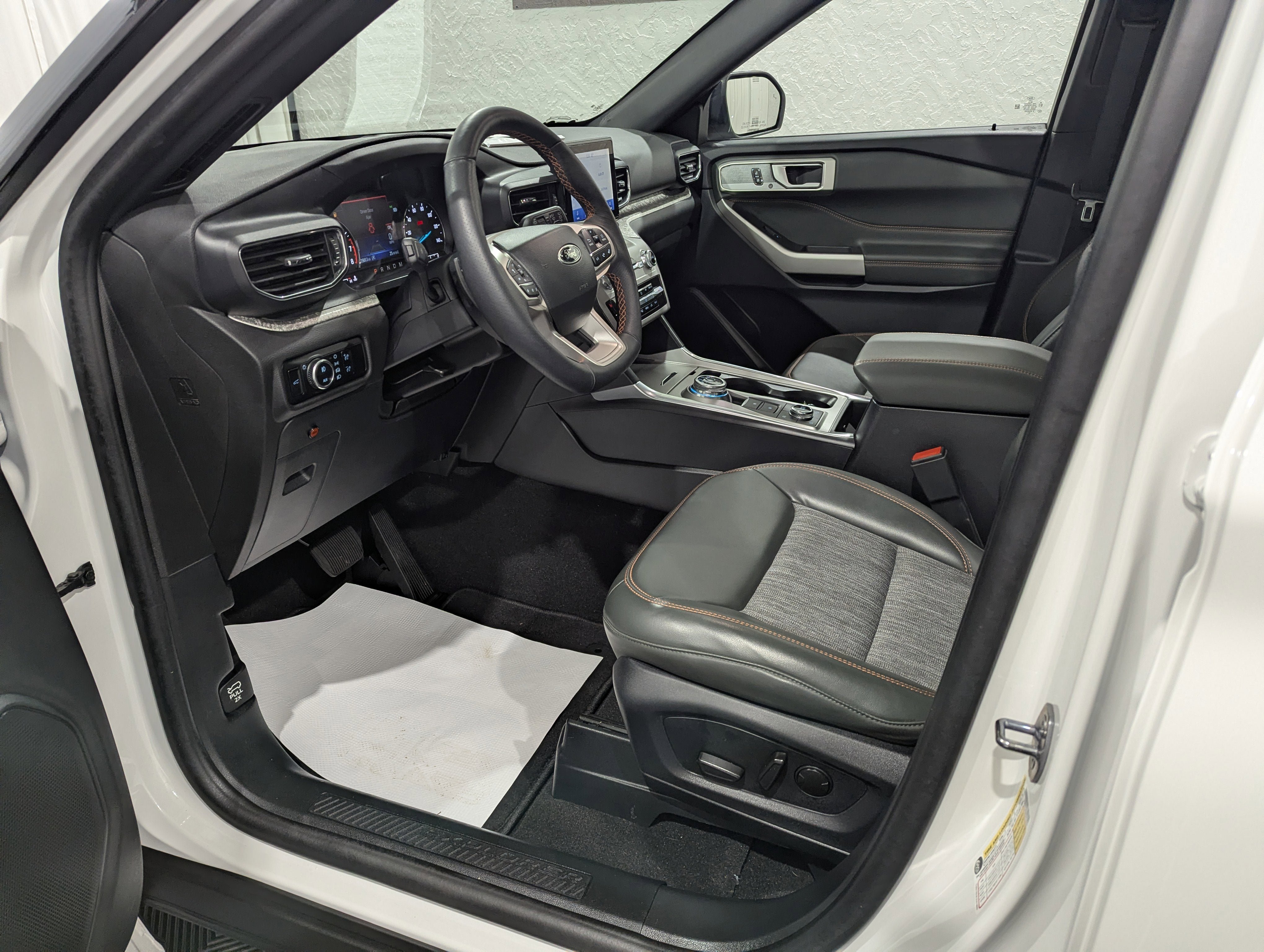 Used 2024 Ford Explorer Timberline w/ Timberline Technology Package AWD/4WD image 19