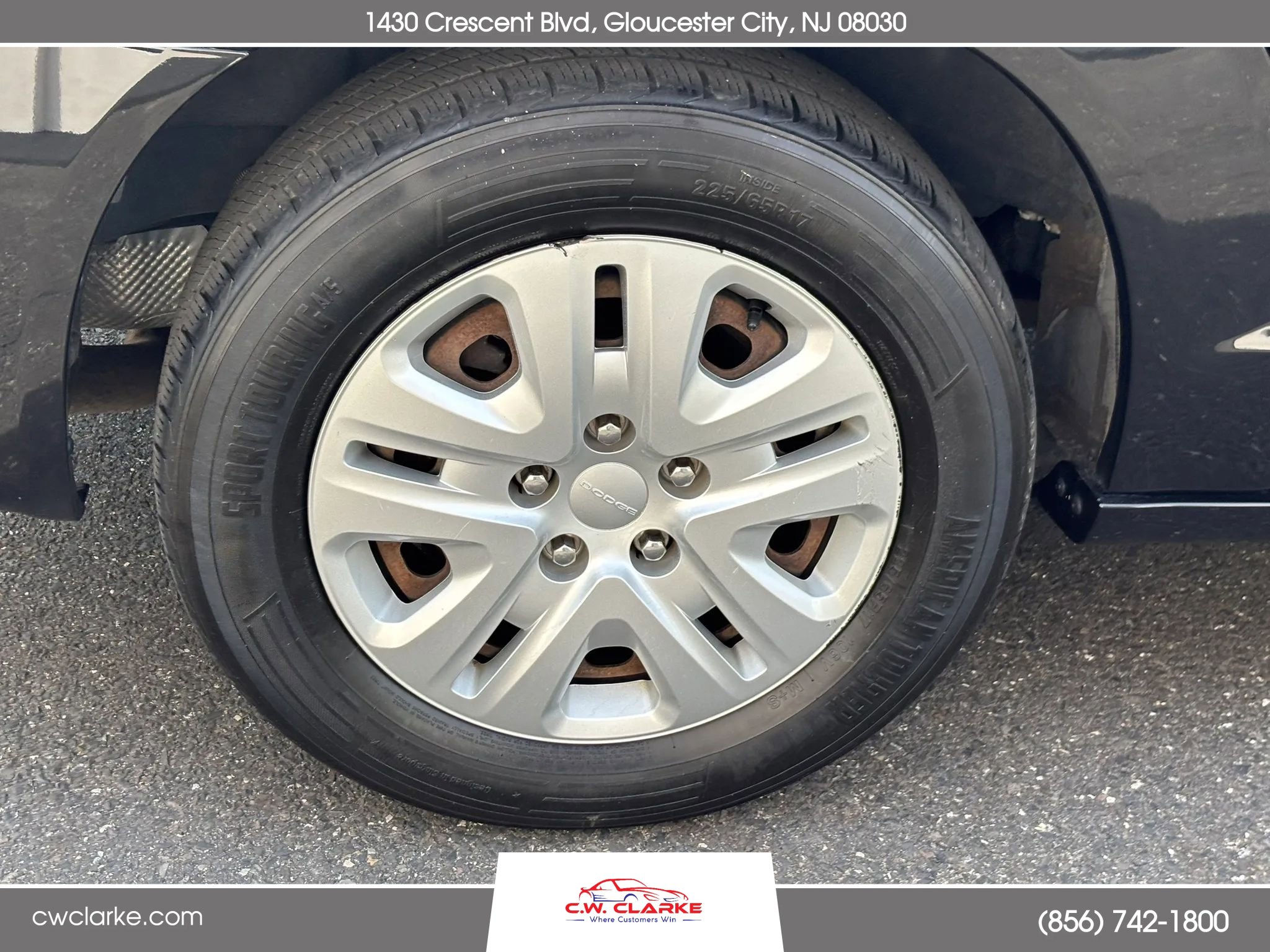 Used 2018 Dodge Grand Caravan SE w/ UConnect Hands-Free Group image 23