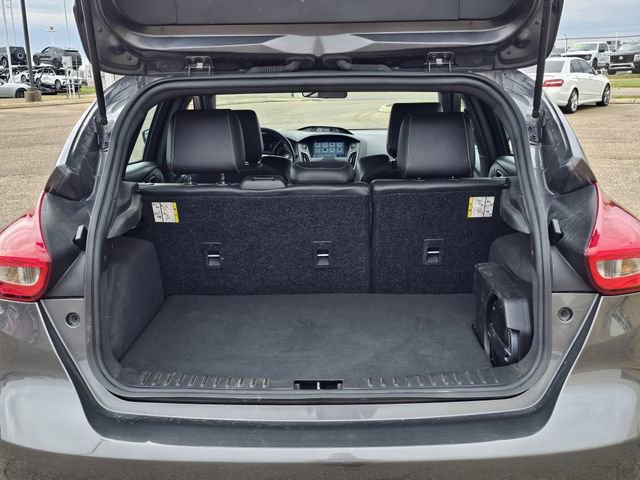 Certified 2018 Ford Focus ST w/ Equipment Group 401A image 27